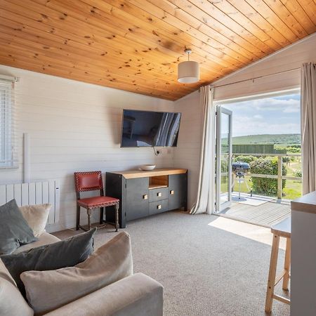 West Chalet At Tapnell Farm Yarmouth  Buitenkant foto